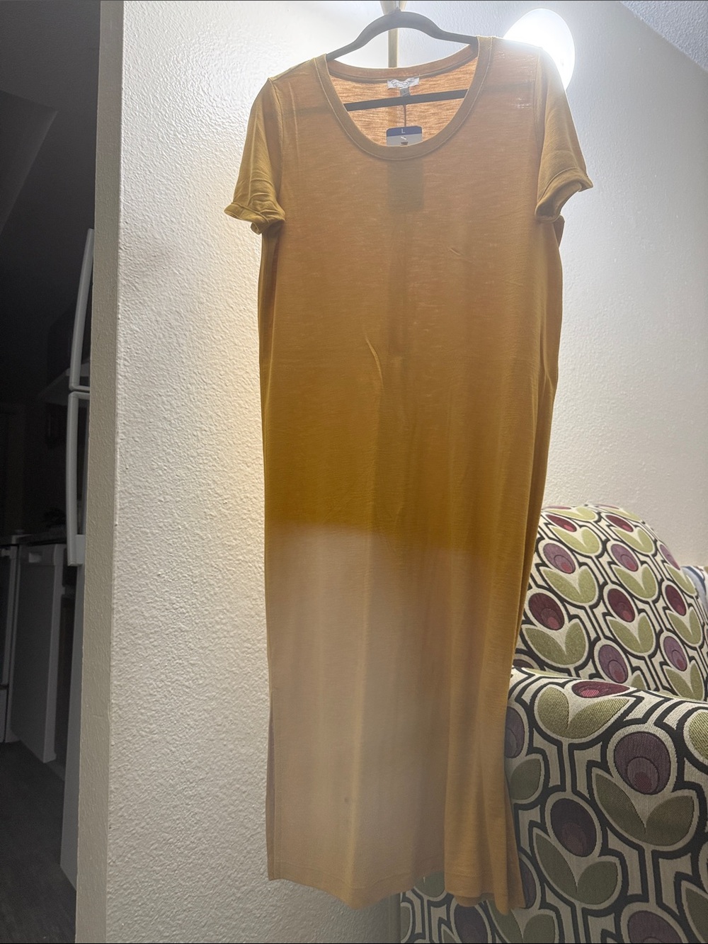 Jessica Simpson Mustard to Cream Ombre Short Sleeve Midi Dress